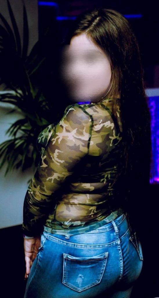 Chica busca chico en Tenerife: 