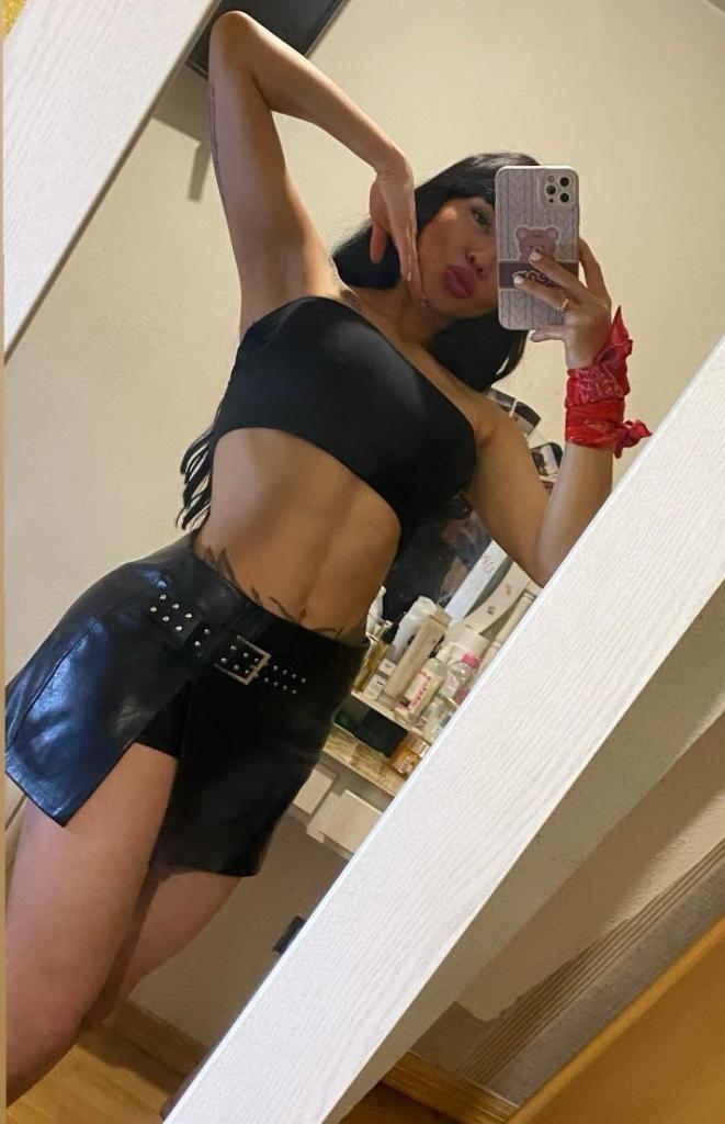 Chica busca chico en Zaragoza: 