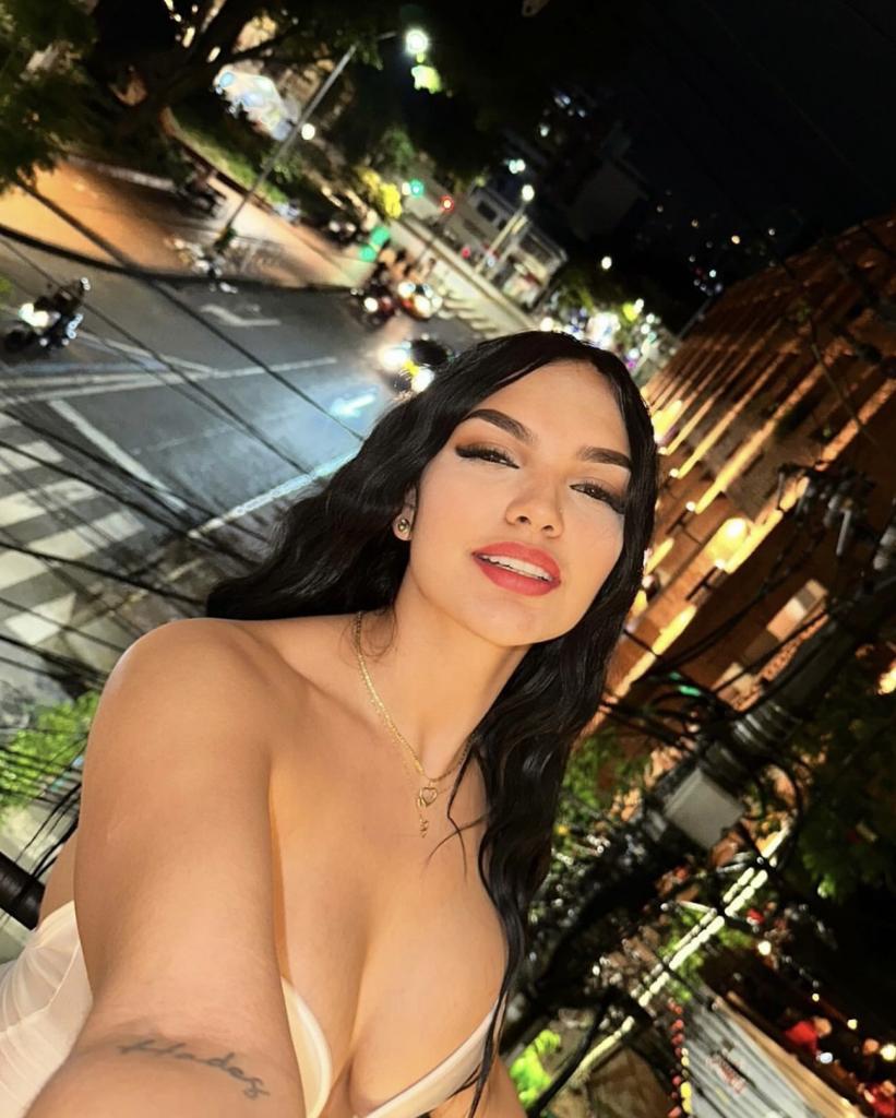 Chica busca chico en Tenerife: 