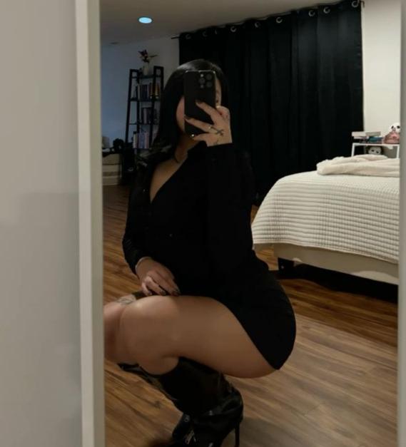 Chica busca chico en Menorca: 