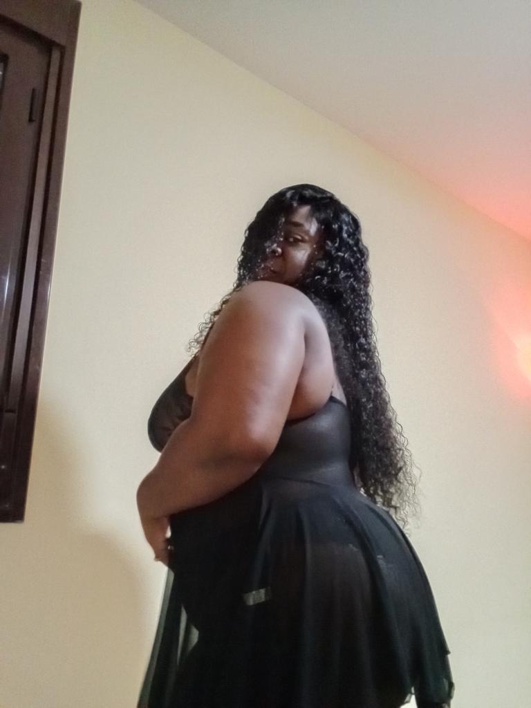 Chica busca chico en Tenerife: 