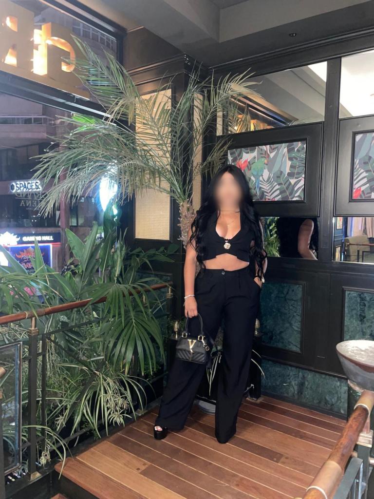 Chica busca chico en Tenerife: 
