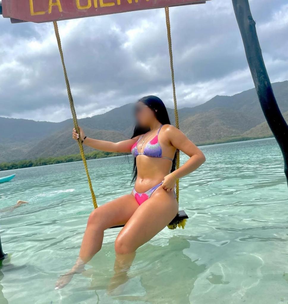 Chica busca chico en Tenerife: 