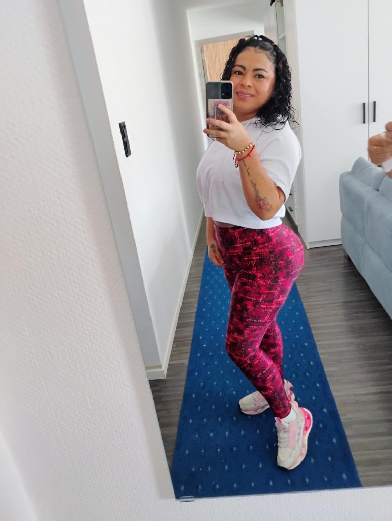 Chica busca chico en Cádiz: 