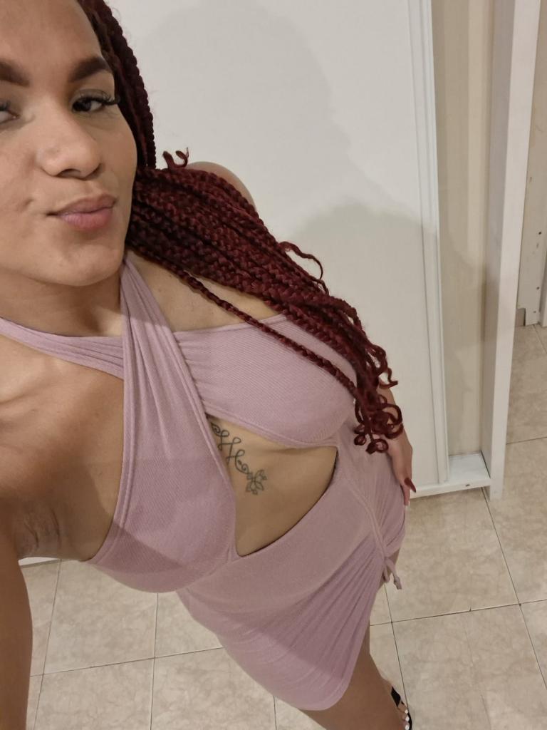 Chica busca chico en Menorca: 