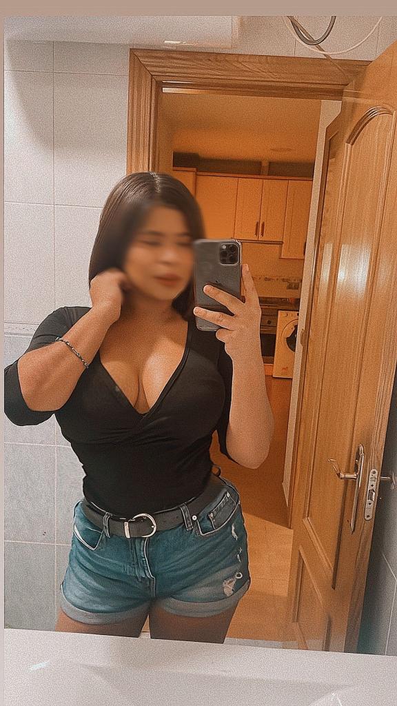 Chica busca chico en Cádiz: 