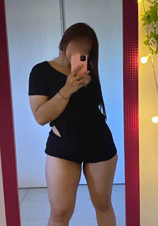 Chica busca chico en Almería: 