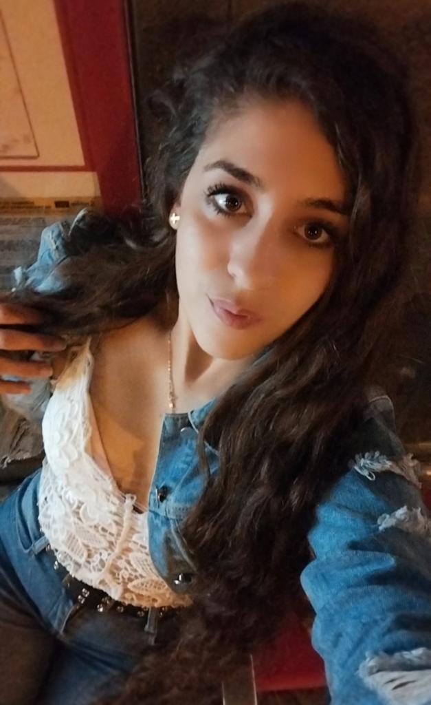 Chica busca chico en Sevilla: 
