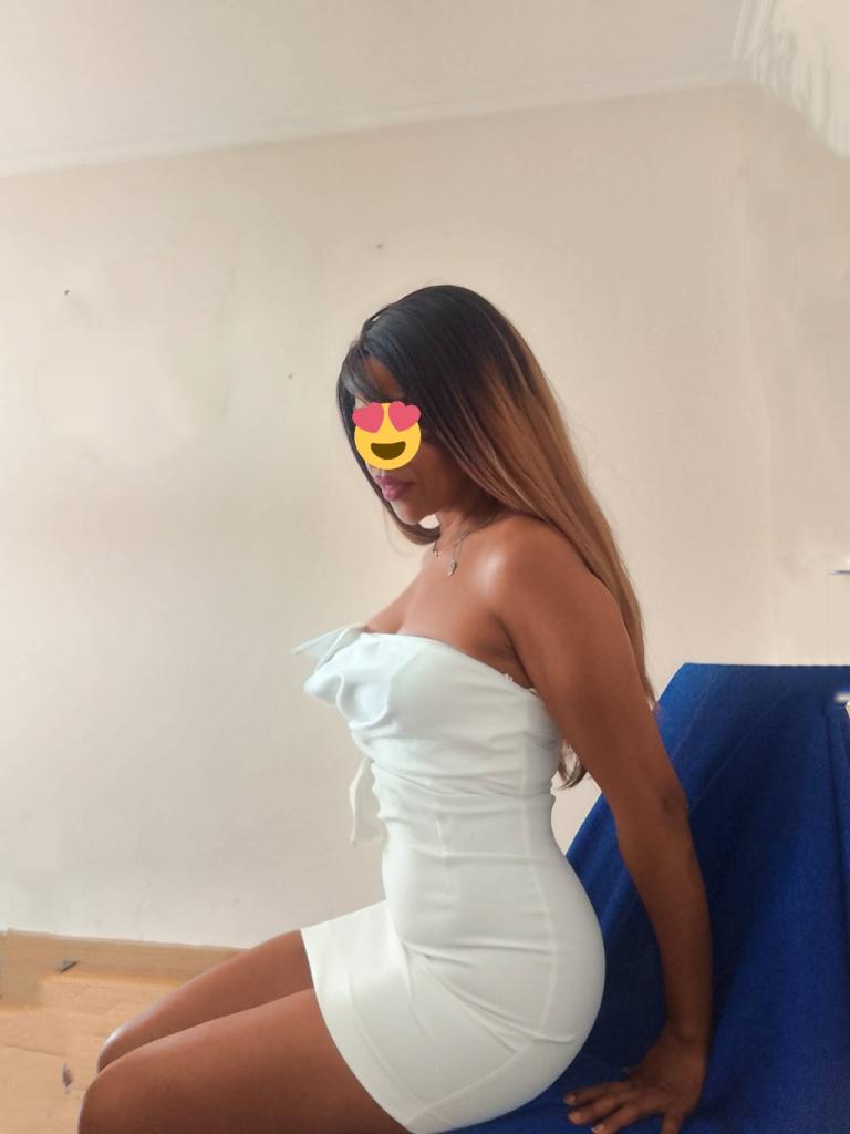 Chica busca chico en Tenerife: 