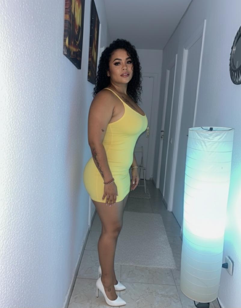Chica busca chico en Cádiz: 