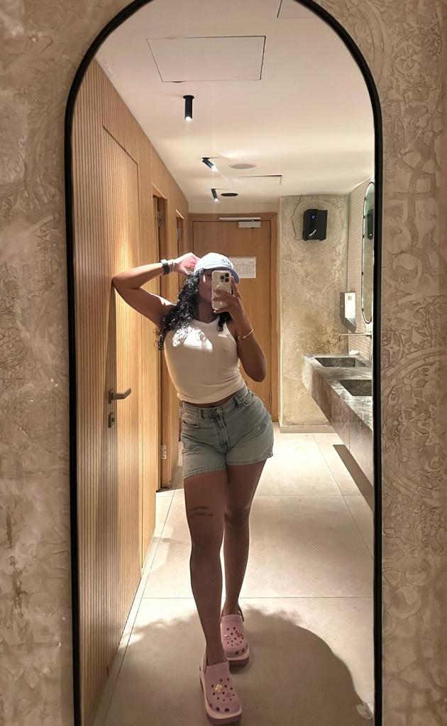 Chica busca chico en Tenerife: 