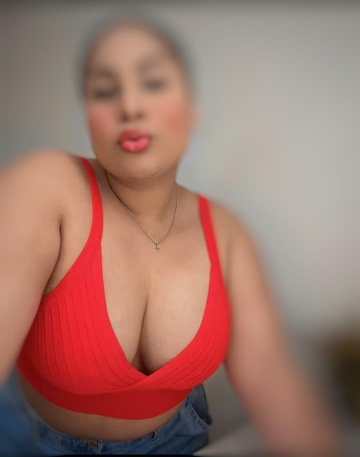 Chica busca chico en Tenerife: 