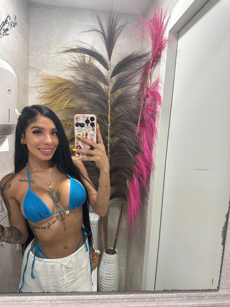Chica busca chico en Cádiz: 