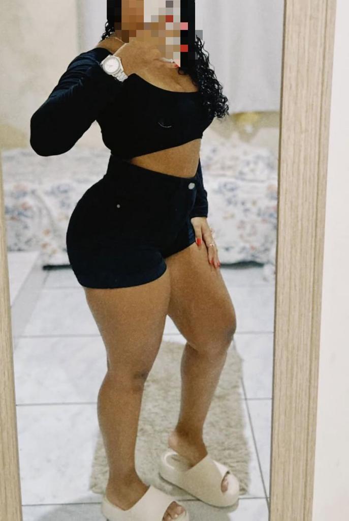 Chica busca chico en León: 