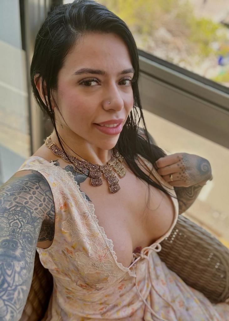 Chica busca chico en Ceuta: 
