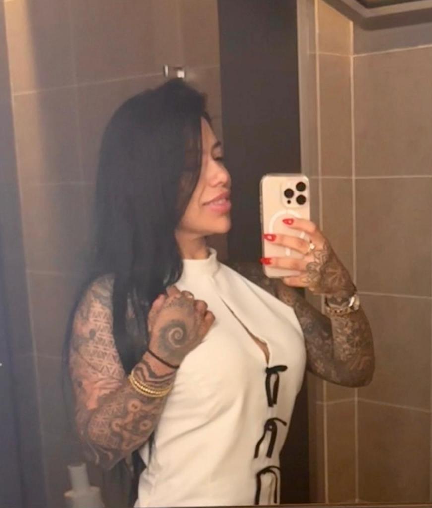 Chica busca chico en Ceuta: 