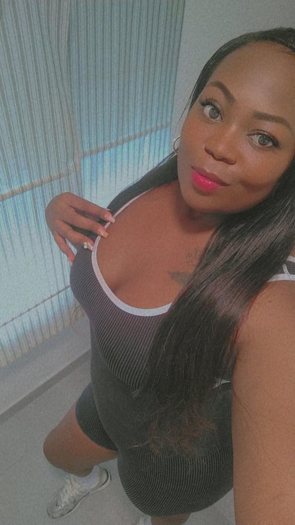 Chica busca chico en Sevilla: 