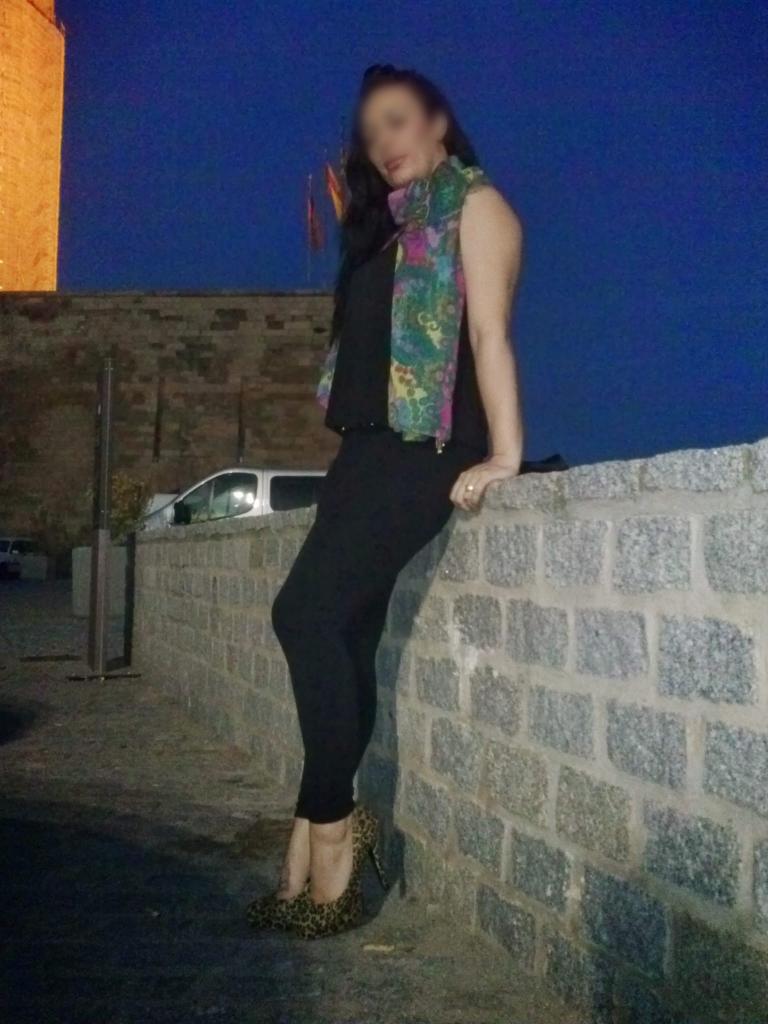 Chica busca chico en Toledo: Chica busca chico