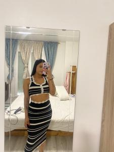 647358933: Chica busca chico en Barcelona