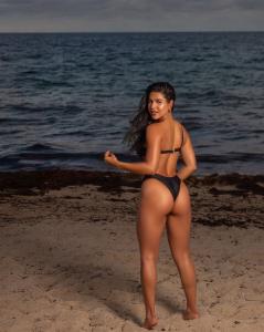 613368650: Chica busca chico en Cantabria