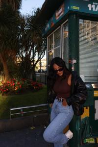 643492837: Chica busca chico en Tenerife