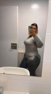 604192363: Chica busca chico en Navarra