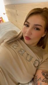 631371666: Chica busca chico en Barcelona