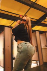 697428411: Chica busca chico en Alicante