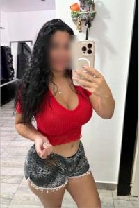 632147302: Chica busca chico en Barcelona