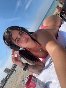695050532: Chica busca chico en Madrid