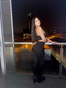695042963: Chica busca chico en Málaga