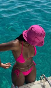 672572579: Chica busca chico en Huelva