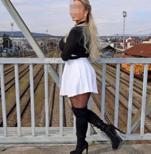614037243: Chica busca chico en Ciudad Real