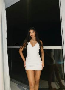 614887012: Chica busca chico en Granada