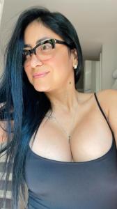 614911878: Chica busca chico en Valencia