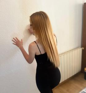 631409518: Chica busca chico en Asturias