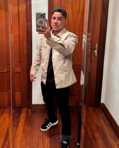 641778748: Chico busca chica en Cantabria