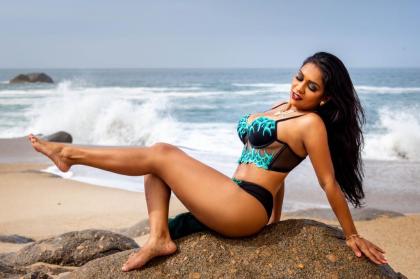 614087263: Chica busca chico en Valencia