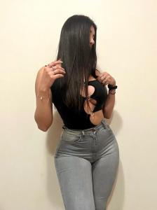 623314246: Chica busca chico en Barcelona