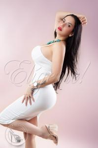 639549262: Chica busca chico en Barcelona