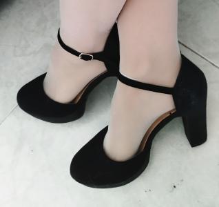 672964867: Chica busca chico en Barcelona