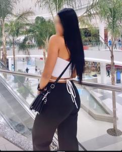 611264812: Chica busca chico en La Coruña