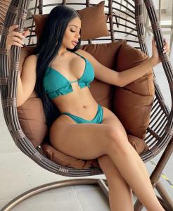 613572073: Chica busca chico en Murcia