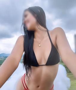 611264812: Chica busca chico en La Coruña