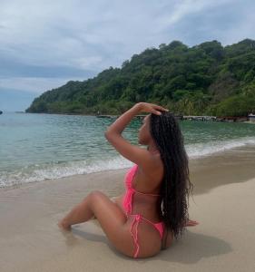 603843035: Chica busca chico en Cádiz