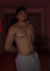 624946492: Chico busca chica en Madrid