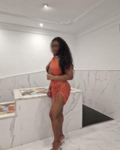 674885954: Chica busca chico en La Coruña