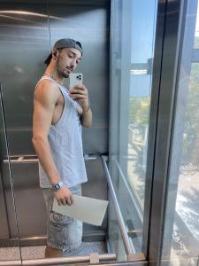 603772931: Chico busca chica en Sevilla