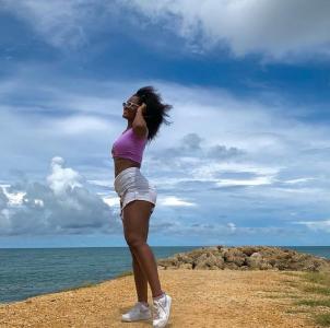 672485363: Chica busca chico en Cádiz