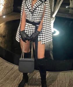 632026185: Chica busca chico en Gerona